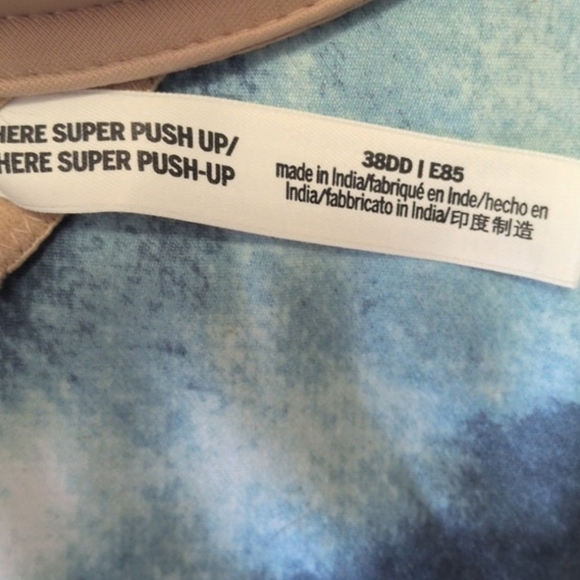 (2) VS PINK Super Push Up Bras Sz 38DD Praline & Black LIKE NEW Lot Bundle 38E - Picture 6 of 7